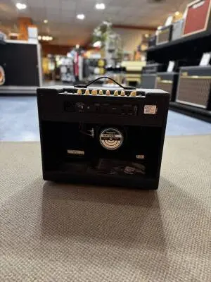 Blackstar Amplification - DEBUT 30 COMBO BLACK 2