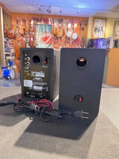 Yorkville Sound - YSM3BT 2