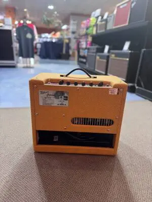 Fender - BLUES JR TWD LQR JEN C-12N 2