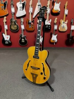 Ibanez - PAT METHENY SIGN NAT AMBER LOW GLOSS