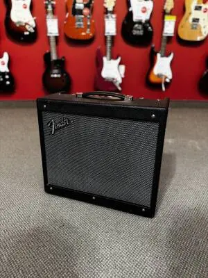 Fender - MUSTANG GTX50