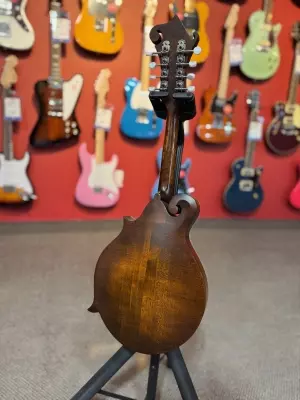 Eastman Guitars - F-STYLE MANDOLIN SOLID SPRC/MPL W/GIG 2