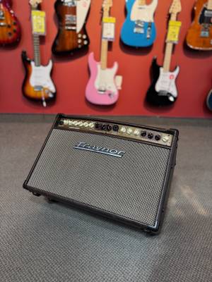 Traynor - ACOUSTIC 150W 2X6.5
