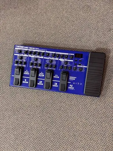 BOSS - ME-90B BASS MULTI EFFECTS