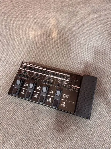 BOSS - ME-90 MULTI EFFECT PROCESSOR