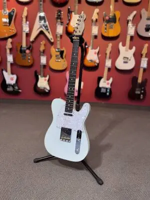 Fender - AM PERFORMER TELE RW SATIN SBL