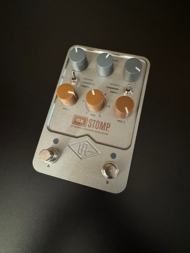 Store Special Product - Universal Audio - OX STOMP DYNAMIC SPEAKER EMULATOR