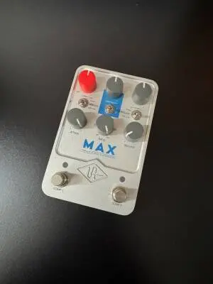 Store Special Product - Universal Audio - MAX PREAMP & DUAL COMPRESSOR