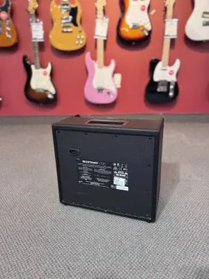 Fender - MUSTANG LT25 2