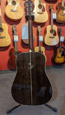 Martin Guitars - D-28 2