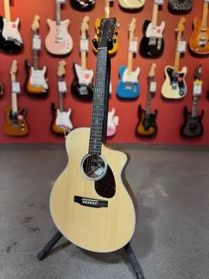 Martin Guitars - SC-13E MARTIN