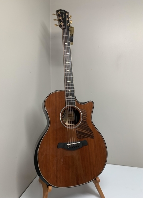 Store Special Product - Taylor - 814CE B.E. 50TH