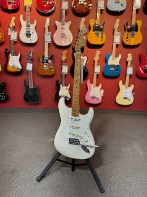 Fender - TION                          VINTERA 50S STRAT MN WBL W/GB