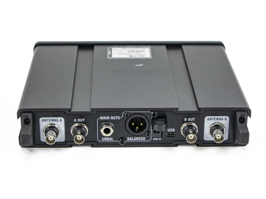 Line 6 - XD-V75 Wireless Headset System 2