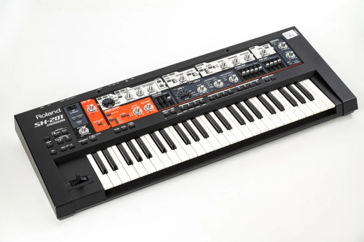 Roland - SH-201 Synthesizer