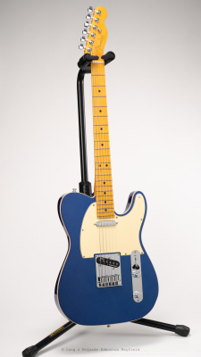 Fender - American Ultra Telecaster, Maple Fingerboard - Cobra Blue