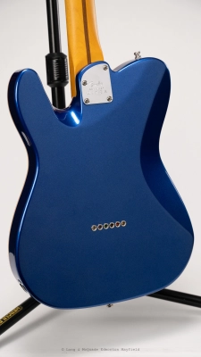 Fender - American Ultra Telecaster, Maple Fingerboard - Cobra Blue 5