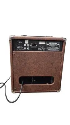 Johnson T15-R Guitar Amplifier 2