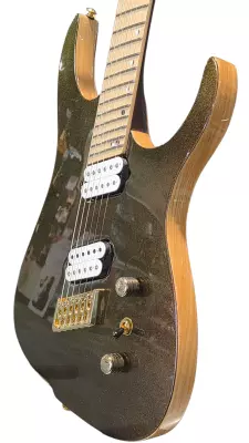 Ormsby - Hype GTR Ando San 6 Red/Gold Chameleon 2