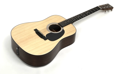 Martin Guitars - D-12E Road Series Spruce/Sapele Dreadnought Acoustic/Electric Guitar with Gigbag