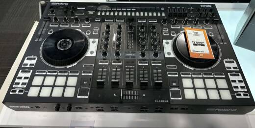 Roland DJ-808 4-Channel DJ Controller For Serato DJ