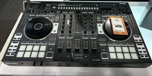 Roland - DJ-808 - 4 Channel DJ Controller for Serato DJ