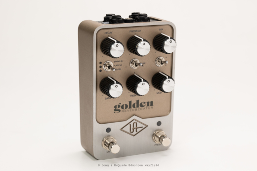 Universal Audio - Golden Reverberator Stereo Effects Pedal