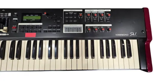 Hammond 73 Key Single Manual Organ 2