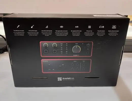 Focusrite - SCARLETT 4i4 2
