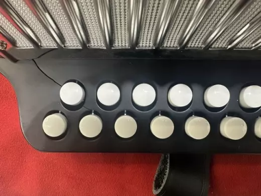 HOHNER ERICA DIATONIC BUTTON ACCORDION 2