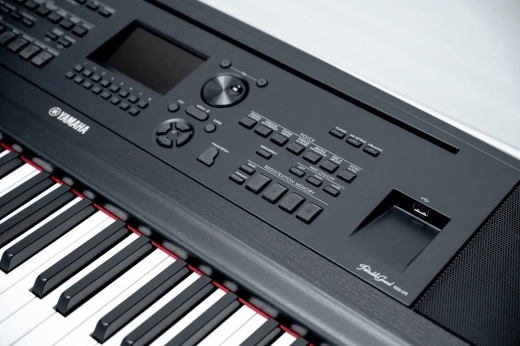 Yamaha - DGX670 88-Key Digital Piano - Black 2
