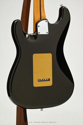 Fender - American Ultra Stratocaster - Texas Tea 6