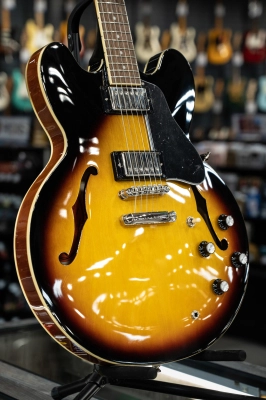 Epiphone - Inspired by Gibson ES-335 - Vintage Sunburst 2