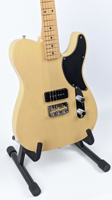 Fender - Noventa Telecaster, Maple Fingerboard - Vintage Blonde 2
