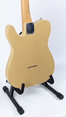 Fender - Noventa Telecaster, Maple Fingerboard - Vintage Blonde 5