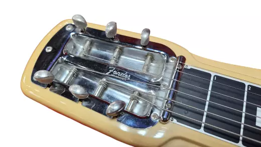 Early 70s Fender Studio Deluxe Lap Steel 2