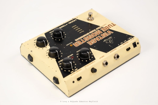 Behringer - Vintage Tube Monster VT999 2