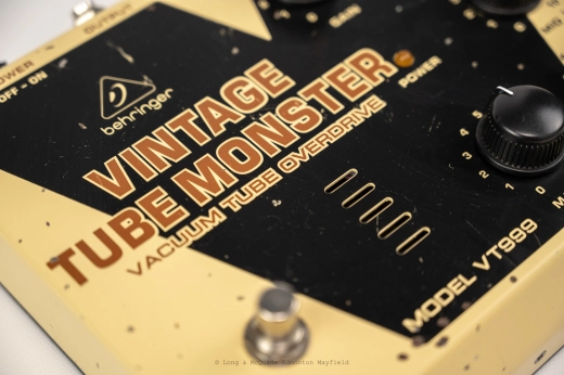 Behringer - Vintage Tube Monster VT999 2
