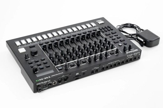 Roland - TR-8S Rhythm Performer 3