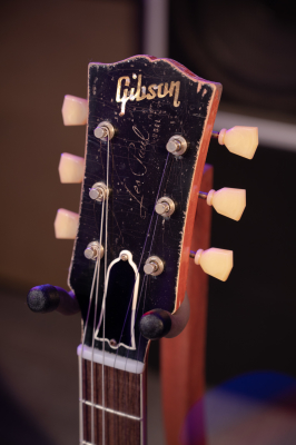 Gibson Custom Shop - Murphy Lab Ultra Heavy Aged '57 Les Paul Std. - Double Gold Top 4