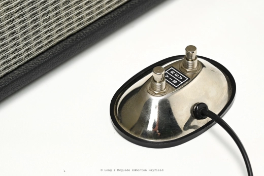 Fender - Custom Vibrolux Reverb 2