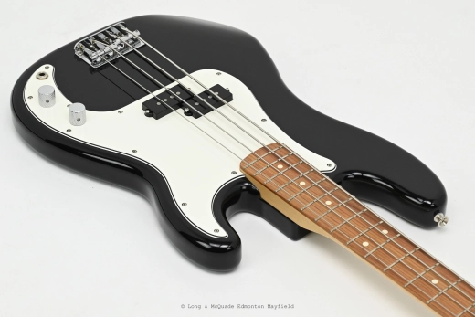 Fender - Player Precision Bass Pau Ferro - Black w/ Gigbag 3