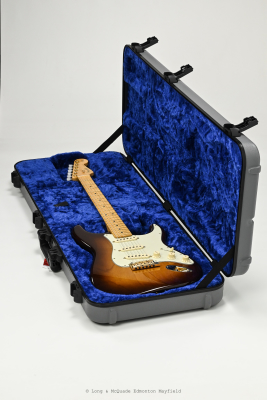 Fender - 75th Anniversary Commemorative Stratocaster, Maple Fingerboard - 2-Colour Bourbon Burst 7