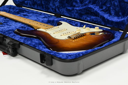 Fender - 75th Anniversary Commemorative Stratocaster, Maple Fingerboard - 2-Colour Bourbon Burst 8