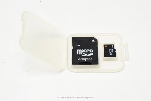 Zoom - R8 8-Track Digital Recorder/Interface/Controller/Sampler 2