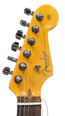Fender Am Pro II Strat HSS - Mercury 2