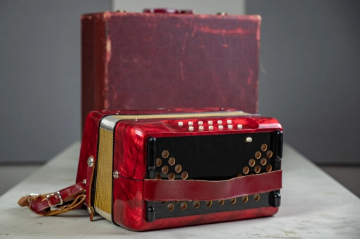 Hohner - Camillo Jr. Red Accordion 4