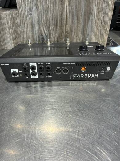 HeadRush Gigboard | Long & McQuade