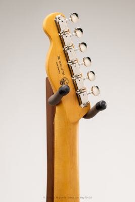 Fender - Noventa Telecaster, Pau Ferro Fingerboard - 2-Colour Sunburst 7