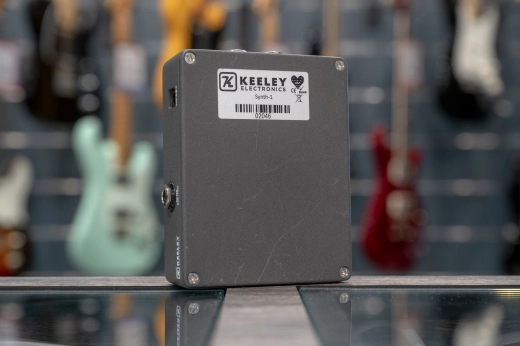 Keeley - Synth-1 Reverse Attack Fuzz Wave Generator Pedal 2